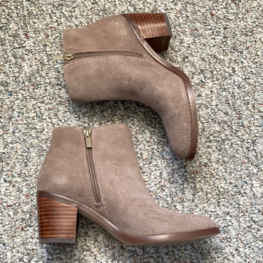 Lands’ End suede booties size 6.5.